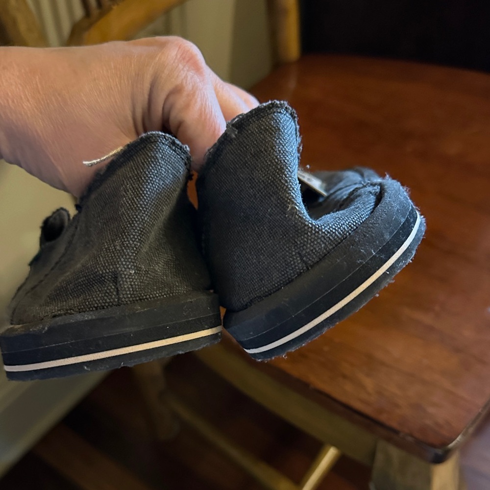 Sanuk Canvas Slip-On Shoes - Picture 3 of 4